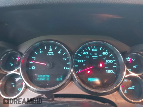 2013 Chevrolet Silverado 1500 LT with VIN 3GCPKSE71DG376346, listed as a IAAI auction lot 41046128 with 190,709 mi miles. Bid and sale history available at carsss.com. Image 7.