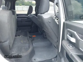 2024 Ram 2500 Big Horn с VIN 3C6UR5JL3RG337694, выставлен на аукционе IAAI как лот 42746220 с пробегом 70 227 миль миль и . История ставок и продаж доступна на DreamBid. Изображение 8.