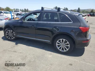 2013 Audi Q5 Premium с VIN WA1CFAFP4DA100005, выставлен на аукционе Copart как лот 60406045 с пробегом 176 384 миль миль и Списание • Salvage title. История ставок и продаж доступна на DreamBid. Изображение 2.