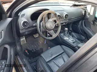 2019 Audi RS 3 с VIN WUABWGFFXKA900268, выставлен на аукционе Copart как лот 75316324 с пробегом 22 137 миль миль и Списание • Salvage title. История ставок и продаж доступна на DreamBid. Изображение 8.