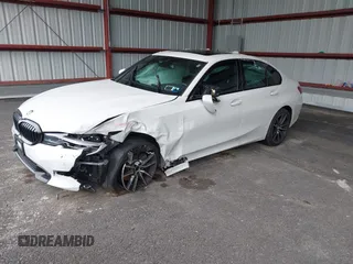 2020 BMW 3 Series 330i xDrive with VIN 3MW5R7J04L8B40479, listed as a IAAI auction lot 42303596 with 44,947 mi miles and . Bid and sale history available at DreamBid. Image 19.