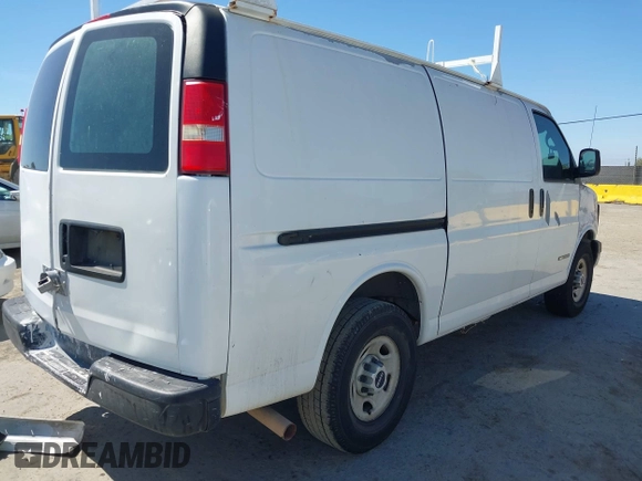 2006 GMC Savana Cargo with VIN 1GTGG25V561102245, listed as a IAAI auction lot 42159481 with 136,782 mi miles and . Bid and sale history available at DreamBid. Image 4.