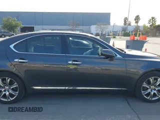 2008 Lexus LS 460 with VIN JTHBL46F185079002, listed as a IAAI auction lot 41724629 with Not Provided miles and . Bid and sale history available at DreamBid. Image 13.