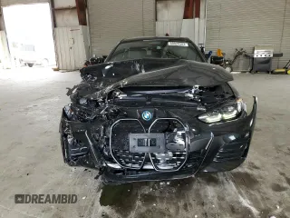 2022 BMW i4 eDrive40 with VIN WBY73AW03NFM94635, listed as a Copart auction lot 60828383 with 4,570 mi miles. Bid and sale history available at carsss.com. Image 5.