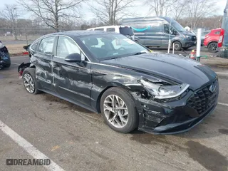 2021 Hyundai Sonata SEL with VIN KMHL14JA0MA160383, listed as a IAAI auction lot 41666736 with 32,988 mi miles. Bid and sale history available at carsss.com. Image 1.