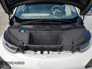 2017 BMW i3 z VIN WBY1Z8C32HV890898, wystawiony jako Copart lot #57968095 z przebiegiem 76 806 mil mil oraz Szkody całkowita. Historia ofert i sprzedaży dostępna na DreamBid. Obrazek 12.
