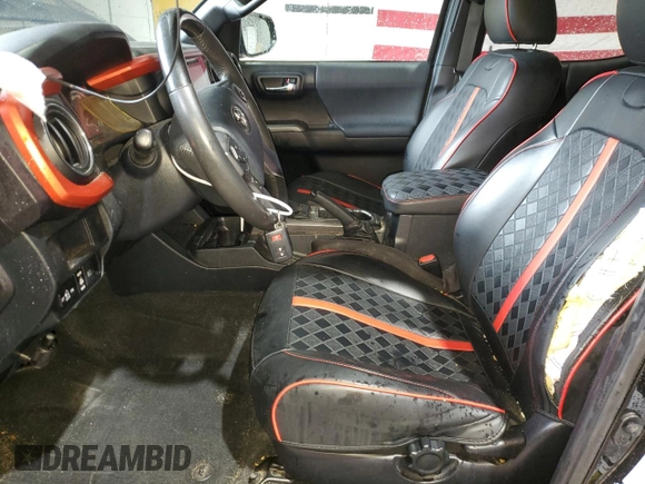 2019 Toyota Tacoma SR z VIN 5TFCZ5AN3KX196150, wystawiony jako Copart lot #51479445 z przebiegiem 171 560 mil mil oraz Szkoda całkowita • Salvage title. Historia ofert i sprzedaży dostępna na DreamBid. Obrazek 7.