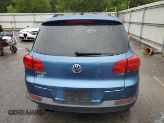 2017 Volkswagen Tiguan S with VIN WVGAV7AX7HW501479, listed as a Copart auction lot 56582705 with 157,414 mi miles and Clean Title. Bid and sale history available at DreamBid. Image 6.