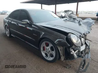 2007 Mercedes-Benz E 63 AMG with VIN WDBUF77X77B127711, listed as a IAAI auction lot 41185489 with 117,590 mi miles and . Bid and sale history available at carsss.com. Image 1.