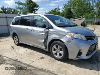 2019 Toyota Sienna LE Auto Access Seat with VIN 5TDKZ3DC9KS018310, listed as a Copart auction lot 55146415 with 117,536 mi miles and Salvage title. Bid and sale history available at DreamBid. Image 4.