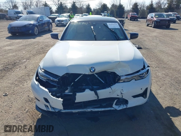 2021 BMW 3 Series 330i with VIN 3MW5R1J08M8B89327, listed as a IAAI auction lot 41655721 with 22,064 mi miles. Bid and sale history available at carsss.com. Image 12.