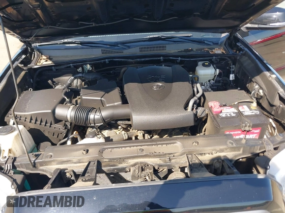 2021 Toyota Tacoma SR z VIN 3TMCZ5AN3MM421868, wystawiony jako IAAI lot #42003665 z przebiegiem 39 380 mil mil oraz . Historia ofert i sprzedaży dostępna na DreamBid. Obrazek 10.