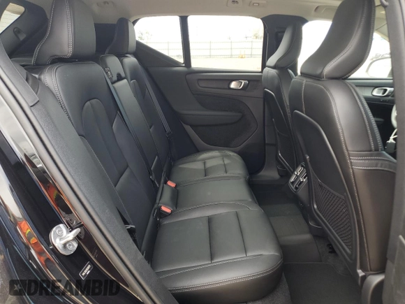 2024 Volvo XC40 Plus Bright Theme with VIN YV4L12UE4R2366179, listed as a Copart auction lot 56550015 with 863 mi miles and Salvage title. Bid and sale history available at DreamBid. Image 11.