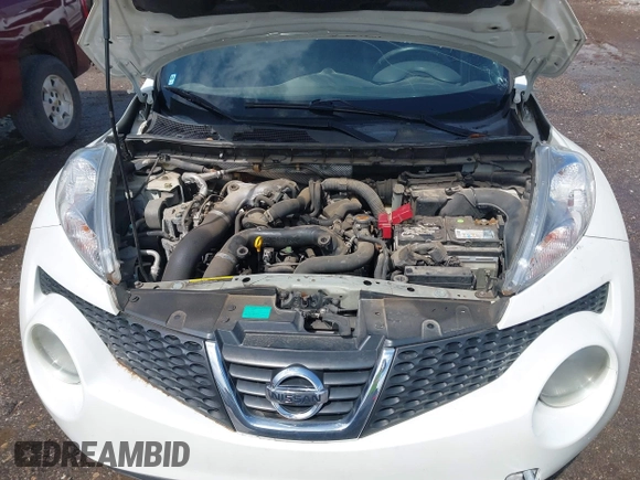 2013 Nissan Juke S with VIN JN8AF5MR4DT210456, listed as a IAAI auction lot 42100893 with 200,380 mi miles. Bid and sale history available at carsss.com. Image 10.