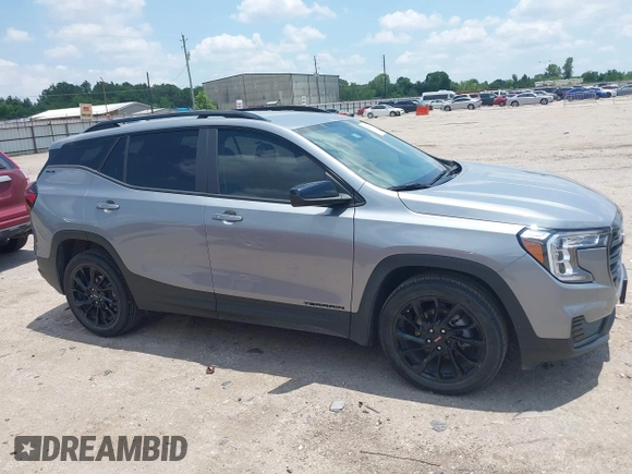 2023 GMC Terrain SLE z VIN 3GKALMEG9PL247978, wystawiony jako IAAI lot #42412636 z przebiegiem 30 353 mil mil oraz . Historia ofert i sprzedaży dostępna na DreamBid. Obrazek 13.