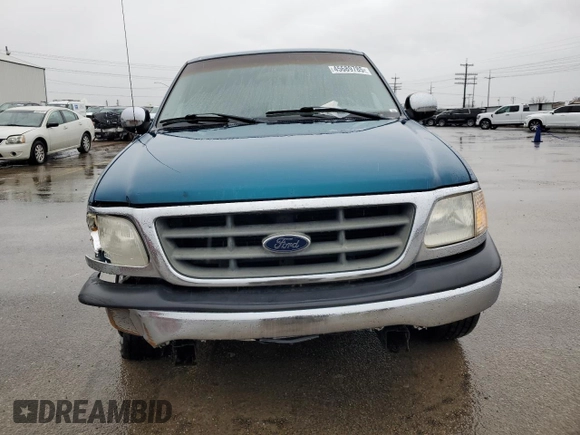 2001 Ford F-150 XL z VIN 1FTRX17L51KF49210, wystawiony jako Copart lot #45689785 z przebiegiem Nie podano mil oraz Szkoda całkowita • Salvage title. Historia ofert i sprzedaży dostępna na DreamBid. Obrazek 5.