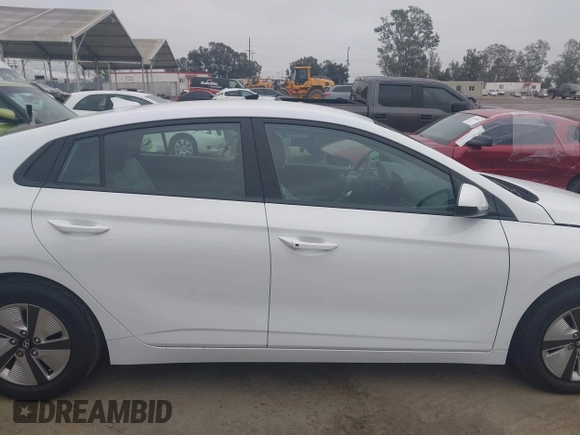 2022 Hyundai Ioniq Blue with VIN KMHC65LC7NU280672, listed as a IAAI auction lot 42432826 with 11,486 mi miles and . Bid and sale history available at DreamBid. Image 14.