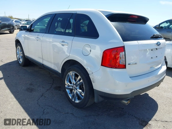 2013 Ford Edge SEL with VIN 2FMDK3JC8DBB38049, listed as a IAAI auction lot 41806842 with 137,119 mi miles. Bid and sale history available at carsss.com. Image 3.