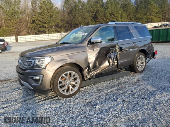 2019 Ford Expedition Platinum with VIN 1FMJU1LTXKEA56503, listed as a Copart auction lot 45657785 with 104,839 mi miles and Salvage Title. Bid and sale history available at carsss.com. Image 1.