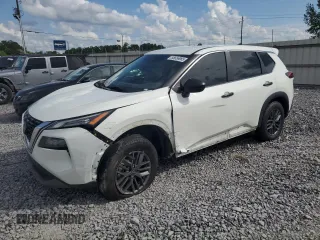 2022 Nissan Rogue S with VIN 5N1BT3AA9NC704952, listed as a Copart auction lot 55656985 with 60,055 mi miles and Salvage title. Bid and sale history available at DreamBid. Image 1.