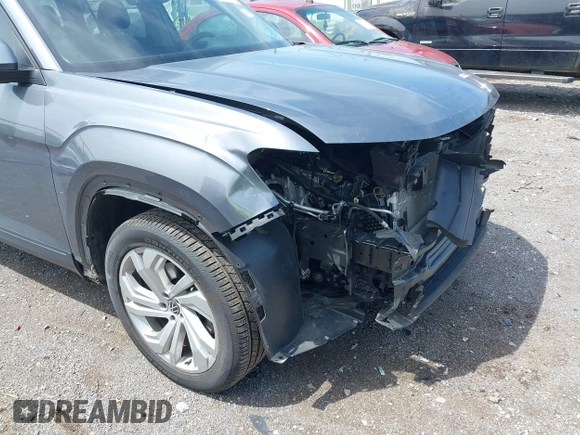 2022 Volkswagen Atlas SE z VIN 1V2JR2CA7NC523045, wystawiony jako IAAI lot #42072173 z przebiegiem 49 943 mil mil oraz . Historia ofert i sprzedaży dostępna na DreamBid. Obrazek 6.