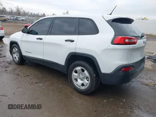 2016 Jeep Cherokee Altitude with VIN 1C4PJLAB8GW108225, listed as a IAAI auction lot 41664092 with 142,588 mi miles and . Bid and sale history available at DreamBid. Image 3.