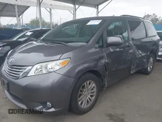 2017 Toyota Sienna XLE Auto Access Seat with VIN 5TDYZ3DC5HS896528, listed as a IAAI auction lot 41904468 with 49,660 mi miles and . Bid and sale history available at DreamBid. Image 17.