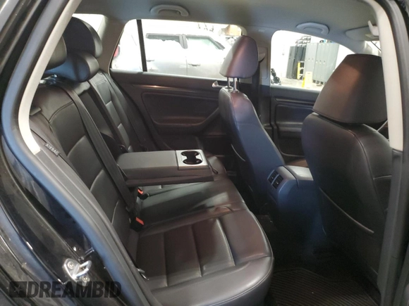 2011 Volkswagen Jetta with VIN 3VWML8AJ9BM660579, listed as a Copart auction lot 86013614 with 95,037 mi miles and Clean title. Bid and sale history available at DreamBid. Image 10.