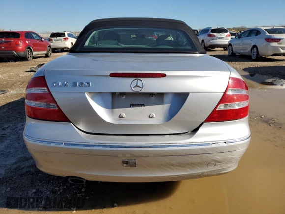 2004 Mercedes-Benz CLK 320 z VIN WDBTK65G44T019718, wystawiony jako Copart lot #79489734 z przebiegiem 206 148 mil mil oraz Szkody całkowita. Historia ofert i sprzedaży dostępna na DreamBid. Obrazek 6.