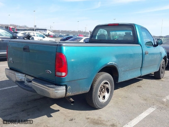 1998 Ford F-150 Standard with VIN 1FTZF1723WNC12776, listed as a IAAI auction lot 41599872 with 125,007 mi miles. Bid and sale history available at carsss.com. Image 4.