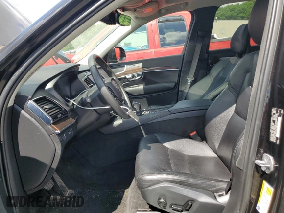 2016 Volvo XC90 T6 Momentum z VIN YV4A22PKXG1021425, wystawiony jako Copart lot #60960235 z przebiegiem 91 052 mil mil oraz Nie do naprawy • Non repairable. Historia ofert i sprzedaży dostępna na DreamBid. Obrazek 7.