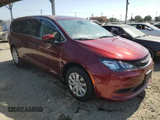 2021 Chrysler Voyager L z VIN 2C4RC1AG4MR558297, wystawiony jako Copart lot #56072405 z przebiegiem 52 842 mil mil oraz Szkody całkowita. Historia ofert i sprzedaży dostępna na DreamBid. Obrazek 4.