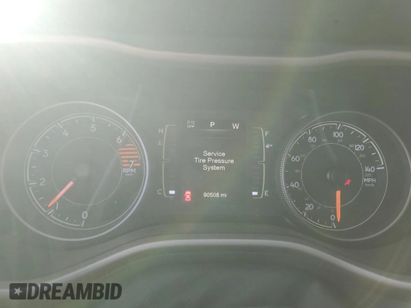2017 Jeep Cherokee Altitude с VIN 1C4PJLAB2HW611217, выставлен на аукционе Copart как лот 74448724 с пробегом 90 508 миль миль и Списание • Salvage title. История ставок и продаж доступна на DreamBid. Изображение 9.
