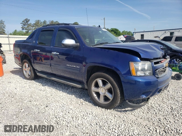 2013 Chevrolet Avalanche LT with VIN 3GNMCFE08DG376863, listed as a Copart auction lot 53782085 with 178,819 mi miles and Salvage Title. Bid and sale history available at DreamBid. Image 4.
