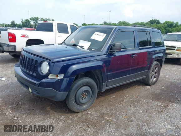 2015 Jeep Patriot High Altitude z VIN 1C4NJRFB9FD424889, wystawiony jako IAAI lot #42812531 z przebiegiem 140 173 mil mil oraz . Historia ofert i sprzedaży dostępna na DreamBid. Obrazek 2.