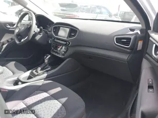 2017 Hyundai Ioniq Hybrid Blue with VIN KMHC65LCXHU050189, listed as a IAAI auction lot 41761768 with 117,688 mi miles. Bid and sale history available at carsss.com. Image 5.