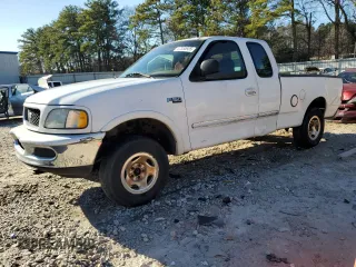 1997 Ford F-150 XL with VIN 1FTDX18W8VKC66938, listed as a Copart auction lot 47353935 with 231,994 mi miles and Salvage Title. Bid and sale history available at carsss.com. Image 1.