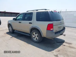 2002 Ford Explorer XLS с VIN 1FMZU72E72ZA77570, выставлен на аукционе IAAI как лот 42380457 с пробегом Не указан миль и . История ставок и продаж доступна на DreamBid. Изображение 3.