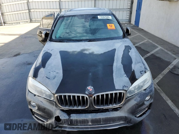 2016 BMW X6 sDrive35i with VIN 5UXKU0C58G0F93204, listed as a Copart auction lot 73562584 with 137,462 mi miles and Salvage Title. Bid and sale history available at carsss.com. Image 5.