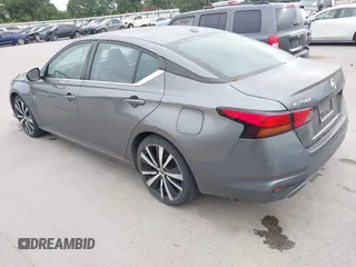 2022 Nissan Altima SR z VIN 1N4BL4CV0NN386112, wystawiony jako IAAI lot #42161567 z przebiegiem 56 402 mil mil oraz . Historia ofert i sprzedaży dostępna na DreamBid. Obrazek 3.