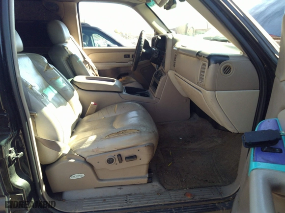 2003 Chevrolet Tahoe LT with VIN 1GNEK13Z53R205868, listed as a IAAI auction lot 41897860 with 191,076 mi miles. Bid and sale history available at carsss.com. Image 5.