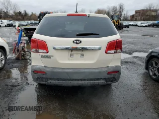 2011 Kia Sorento LX with VIN 5XYKTCA17BG014936, listed as a Copart auction lot 51420305 with 190,082 mi miles and Clean Title. Bid and sale history available at DreamBid. Image 6.