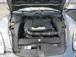 2014 Porsche Cayenne z VIN WP1AA2A25ELA95155, wystawiony jako Copart lot #58246865 z przebiegiem 181 971 mil mil oraz Szkoda całkowita • Salvage title. Historia ofert i sprzedaży dostępna na DreamBid. Obrazek 12.