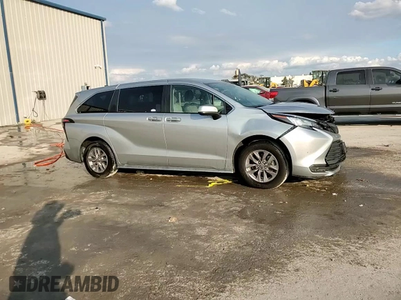 2023 Toyota Sienna LE with VIN 5TDKRKEC8PS152287, listed as a Copart auction lot 44791465 with 99,766 mi miles and Salvage Title. Bid and sale history available at carsss.com. Image 14.