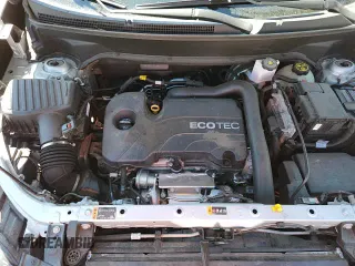 2020 Chevrolet Equinox LT с VIN 2GNAXTEV8L6171927, выставлен на аукционе Copart как лот 69776135 с пробегом 39 532 миль миль и Списание • Salvage title. История ставок и продаж доступна на DreamBid. Изображение 14.