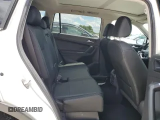 2018 Volkswagen Tiguan SEL z VIN 3VV2B7AX8JM156391, wystawiony jako Copart lot #56233975 z przebiegiem 85 166 mil mil oraz Szkoda całkowita • Salvage title. Historia ofert i sprzedaży dostępna na DreamBid. Obrazek 11.