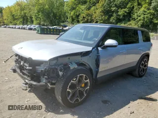 2022 Rivian R1S Launch Edition with VIN 7PDSGABL9NN002964, listed as a Copart auction lot 70295704 with 20,816 mi miles and Salvage Title. Bid and sale history available at carsss.com. Image 1.