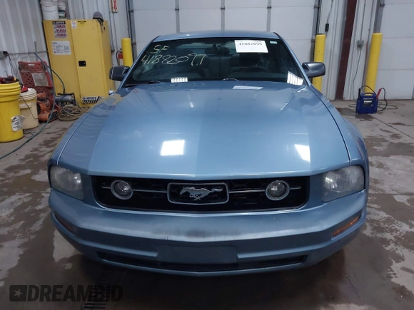 2007 Ford Mustang Deluxe with VIN 1ZVFT80N175343082, listed as a IAAI auction lot 41882099 with 16,629 mi miles and . Bid and sale history available at DreamBid. Image 12.