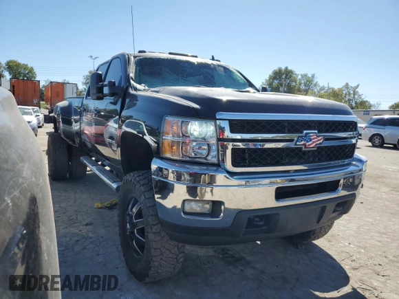 2013 Chevrolet Silverado 3500HD LTZ with VIN 1GC4K1C89DF172128, listed as a Copart auction lot 74984854 with 176,036 mi miles and Salvage Title. Bid and sale history available at carsss.com. Image 4.