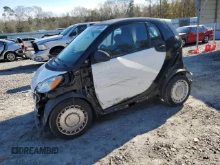 2012 Smart fortwo Pure z VIN WMEEJ3BA1CK559092, wystawiony jako Copart lot #85506924 z przebiegiem 47 806 mil mil oraz Szkody całkowita. Historia ofert i sprzedaży dostępna na DreamBid. Obrazek 1.